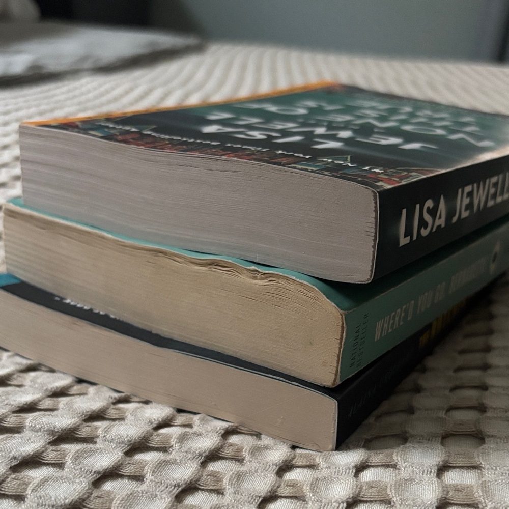 Book Bundle - Picture 8 of 8